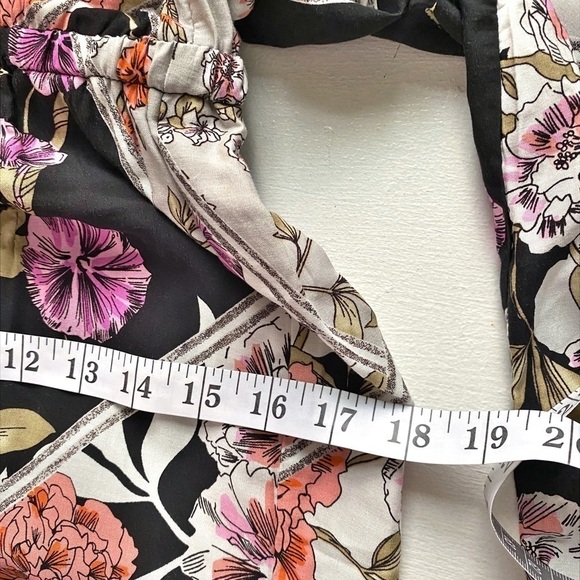 JAASE Wide Leg Floral Jumpsuit with Tassel Tie Waist - Picture 8 of 16